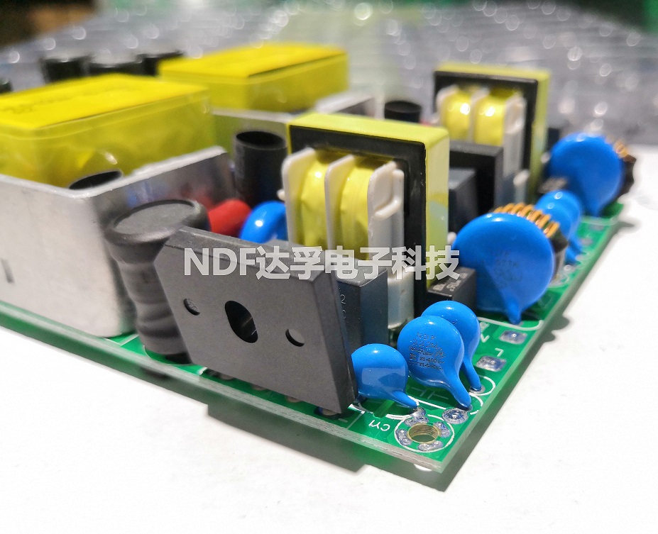 如何判斷高壓瓷片電容器的好壞？