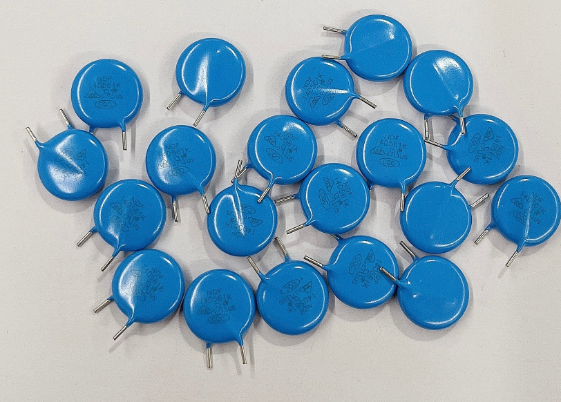 如何認(rèn)識(shí)高壓瓷片電容器和壓敏電阻器？